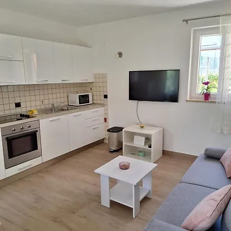 Olga Apartment